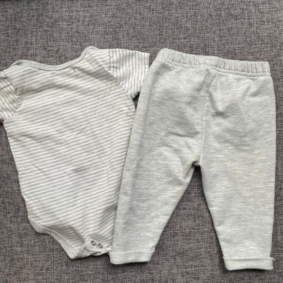 Baby outfit - Picture 4 of 5